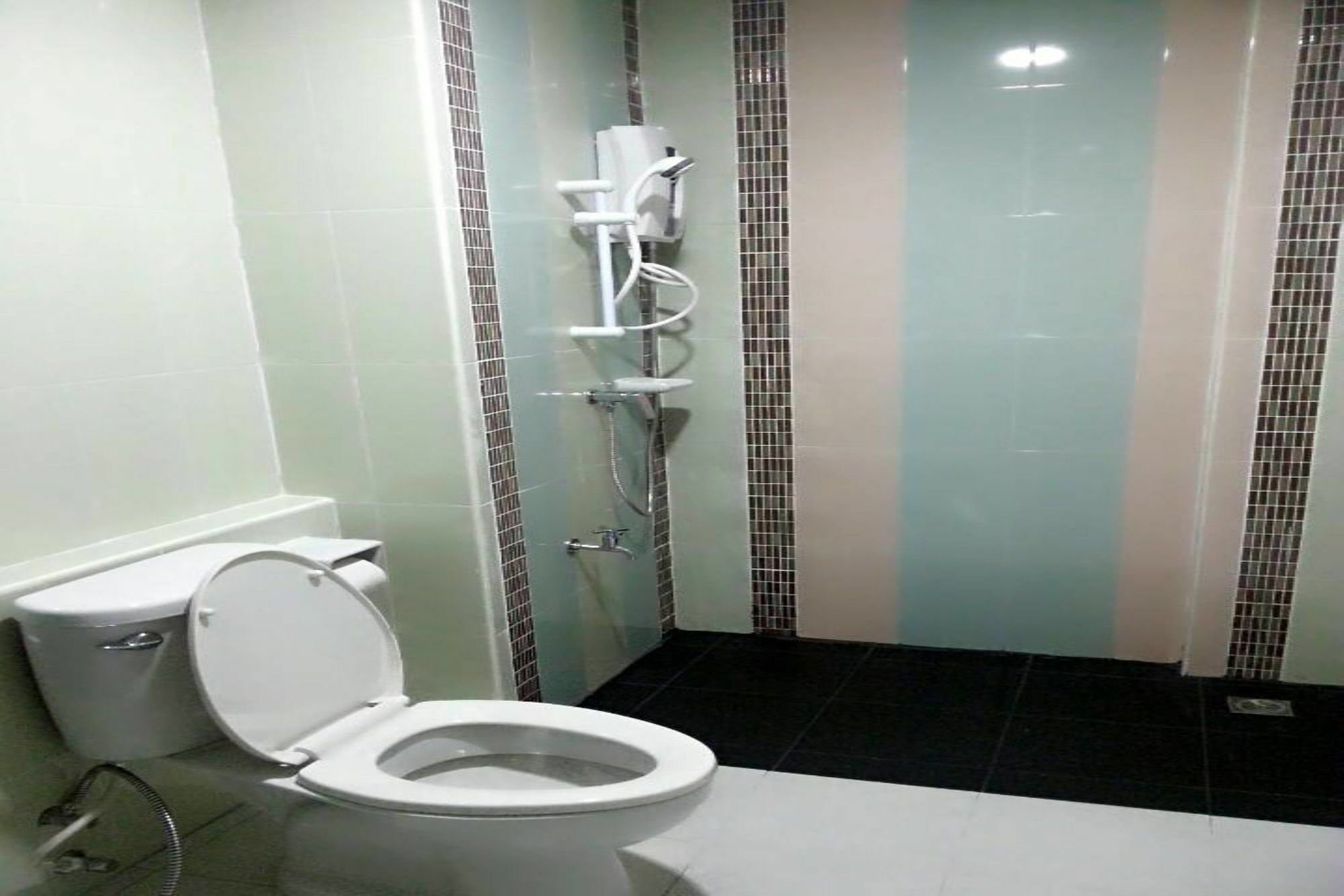 Central View Hostel Hat Yai Exterior photo